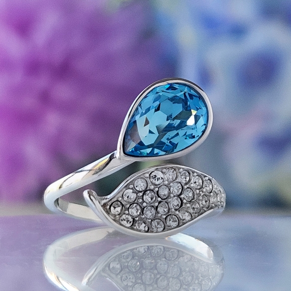 Swarovski Blue Crystal Mermaid Tail Ring, 925 Sterling Silver - Picture 7 of 7